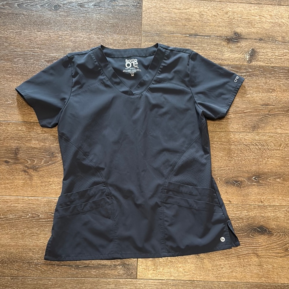 Barco one scrub top gray medium